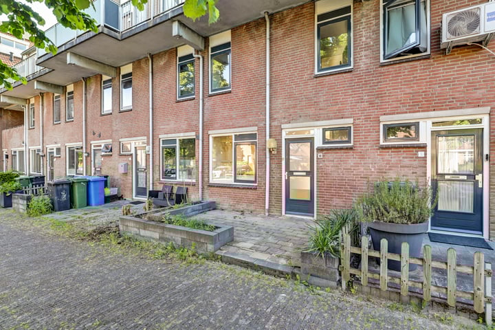 Ambachtsweer 10 in Sliedrecht foto