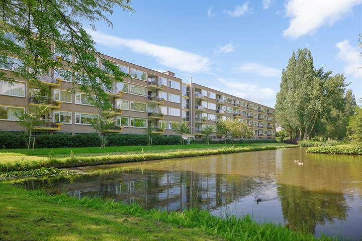 Amberlaan 14 in Amstelveen foto