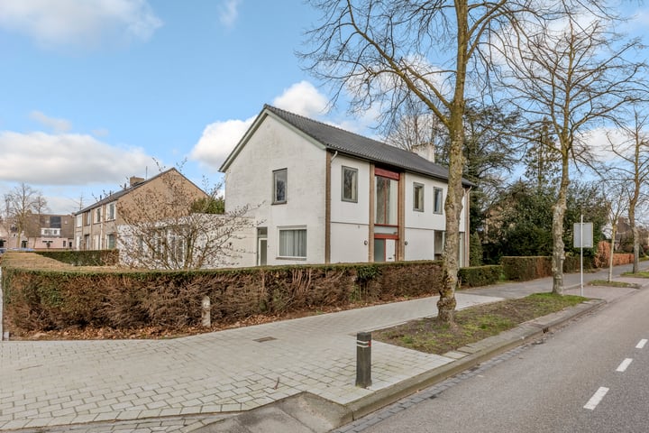 Ambrosiusweg 27 in Waalwijk foto