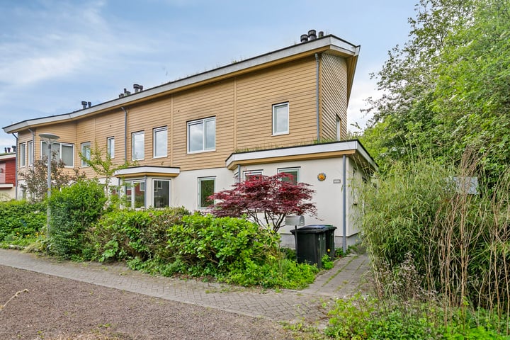 Ambt. Dorknoperlaan 33 in Almere