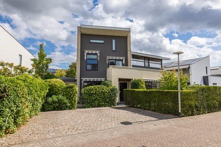 Ammerzoden 28 in Hillegom foto