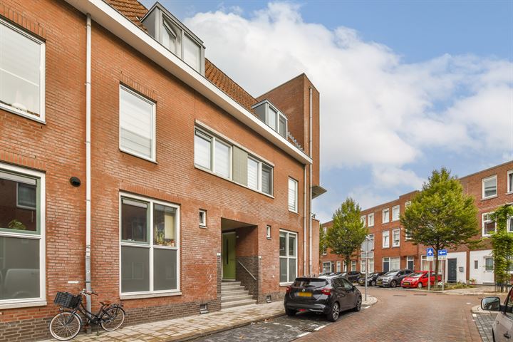 Ampèrestraat 2A in Schiedam foto