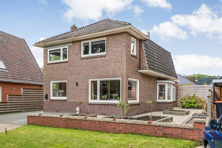 Angelsloërstraat 10 in Emmen foto