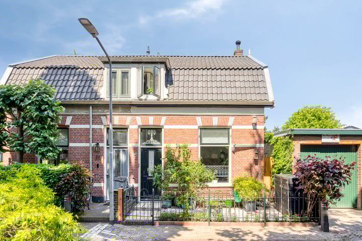 Anjelierstraat 20 in Hilversum foto