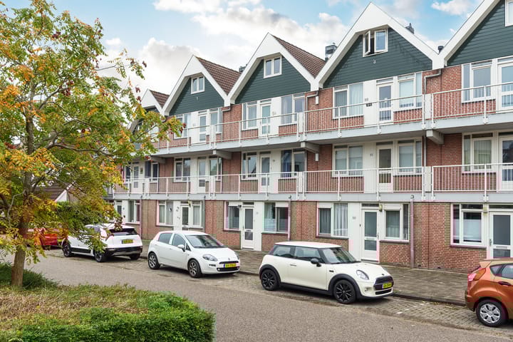 Anjerhof 54 in Aalsmeer foto