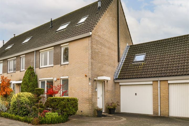 Anjersingel 6 in Badhoevedorp foto