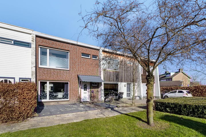 Anjerstraat 18 in Maarheeze