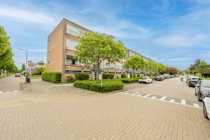 Foto van woning Anjerstraat 24, Zwijndrecht