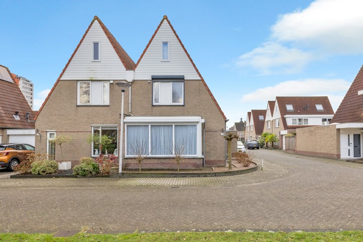 Anna Bijnsstraat 11 in Helmond foto