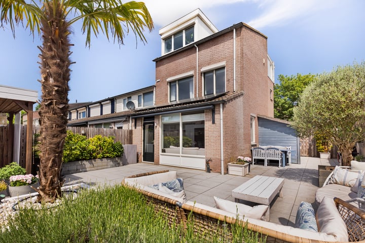 Anna Blamanstraat 82 in Hoofddorp foto
