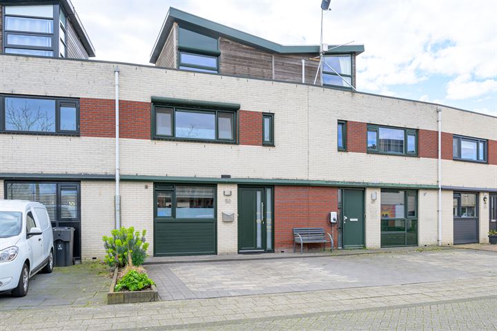 Anna Clasina op 't Landtplantsoen 50 in Heerhugowaard foto
