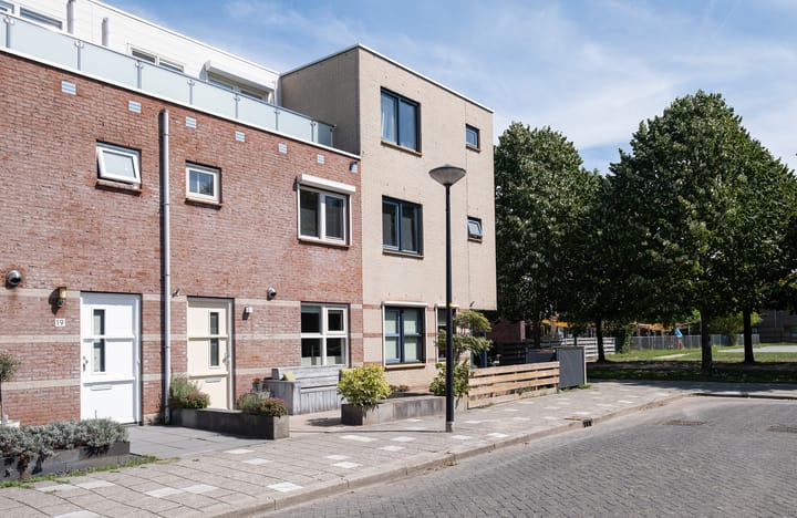 Anna van Bossetuin 21 in Heerhugowaard foto