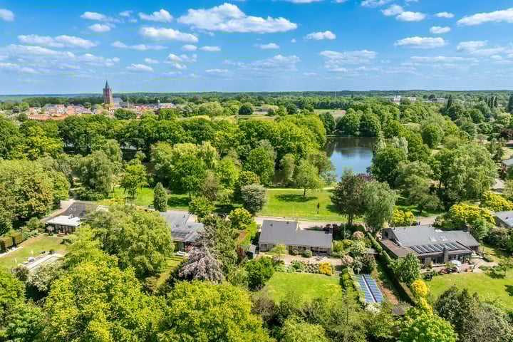 Anna van Burenlaan 12 in Naarden