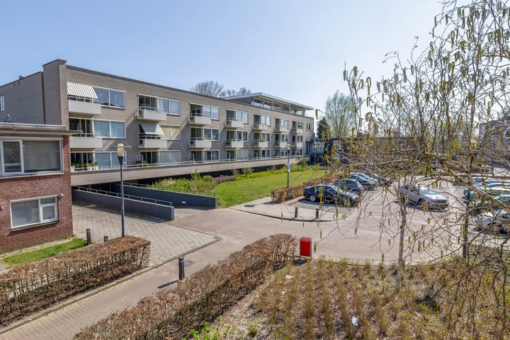 Anna van Burenstraat 67 in Waalwijk foto