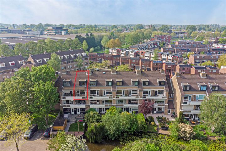 Anna van Hensbeeksingel 188 in Gouda foto