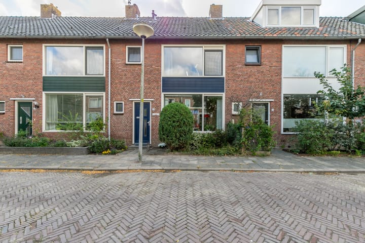 Foto van woning Anna van Saksenstraat 16, Leiderdorp