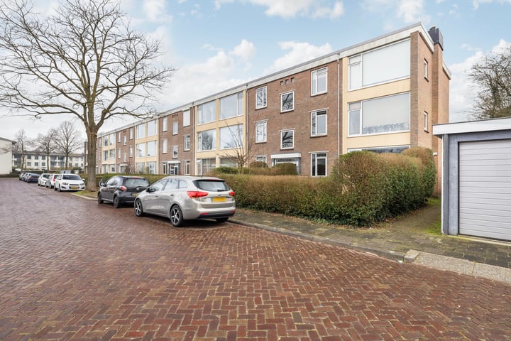 Anna van Saksenstraat 48 in Dordrecht foto