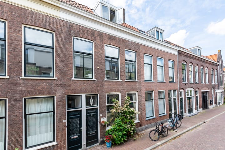 Annastraat 35 in Delft foto