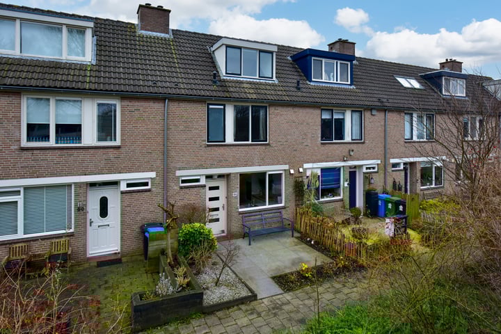 Anne Frankstraat 44 in Kudelstaart foto