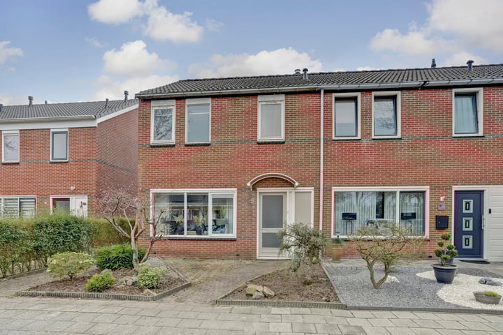 Anne Frankstraat 9 in Oude Pekela foto