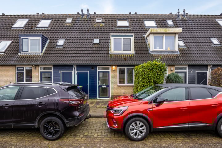 Annie van Eesstraat 18 in Spijkenisse foto