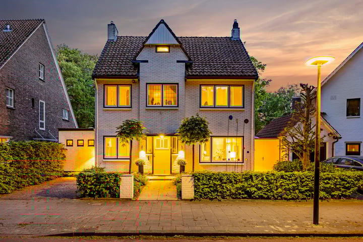 Anninksweg 100 in Hengelo foto