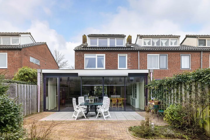 Antennestraat 18 in Huizen foto