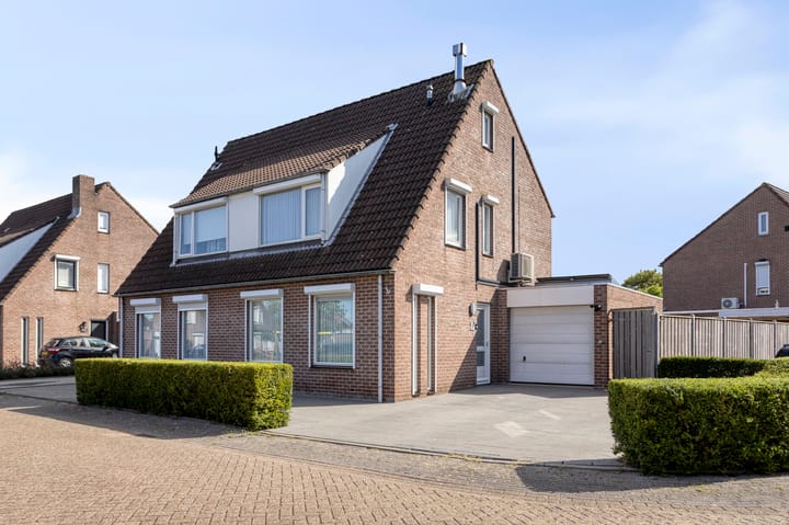 Anthonie Van Dyckstraat 28 in Axel foto