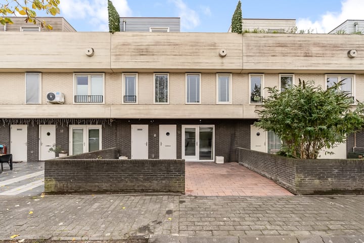 Antillenweg 16 in Almere foto