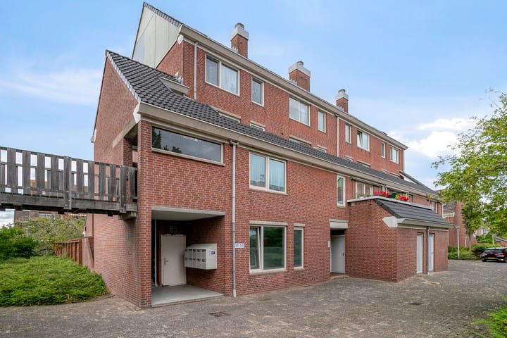 Foto van woning Anton Wachterburg 23, Capelle aan den IJssel