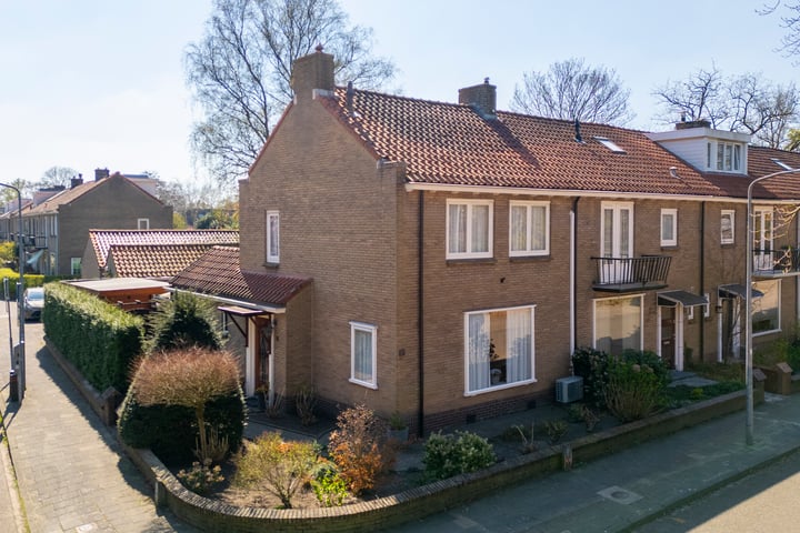 Antonius O.H. Tellegenlaan 12 in Zeist