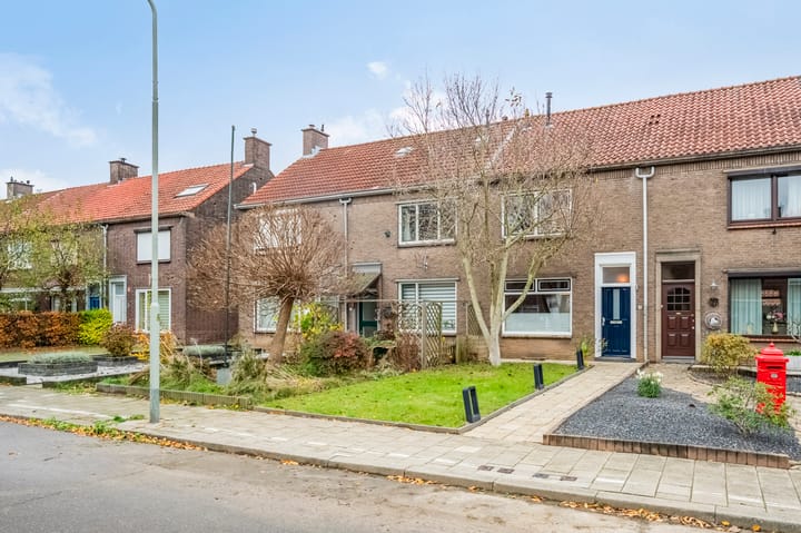 Antoniusstraat 76 in Geleen