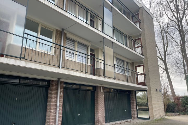 Apollolaan 696 in Leiden foto