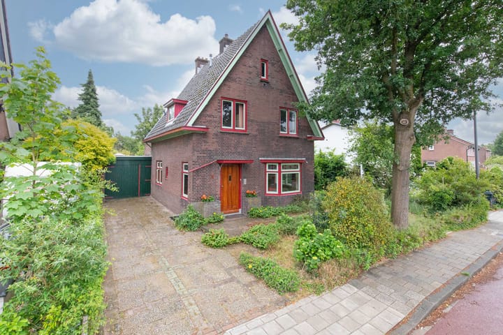Apollostraat 5 in Rheden foto