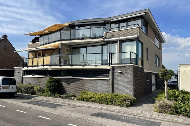 Aquamarijn 52 in Krimpen aan den IJssel foto