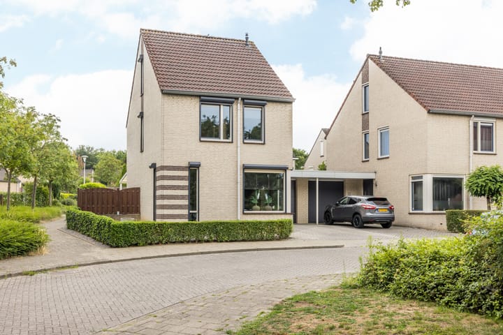 Aquamarijnhof 42 in Heerlen foto