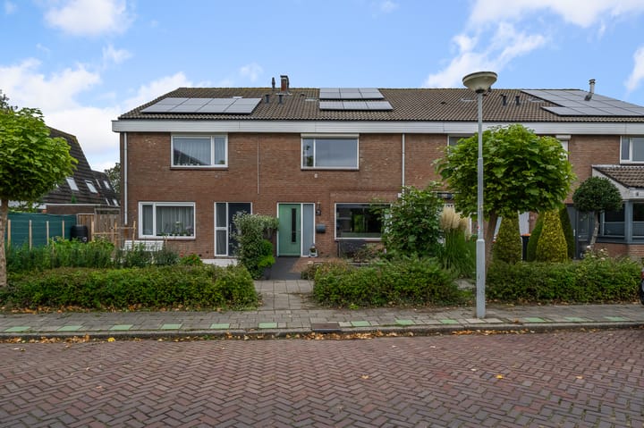 Ardennenlaan 20 in Heemskerk foto