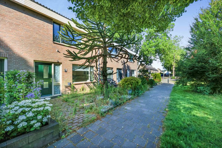 Ardennenlaan 76 in Heemskerk foto