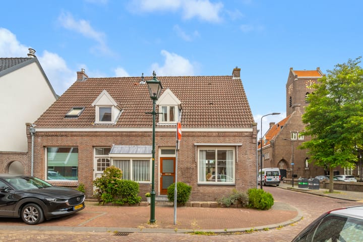 Arendsweg 63 in Beverwijk foto