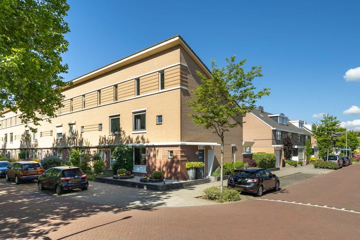 Argentiniësingel 34 in Alphen aan den Rijn foto