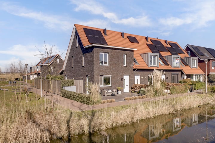Arie Kempkesweg 80 in Waddinxveen foto