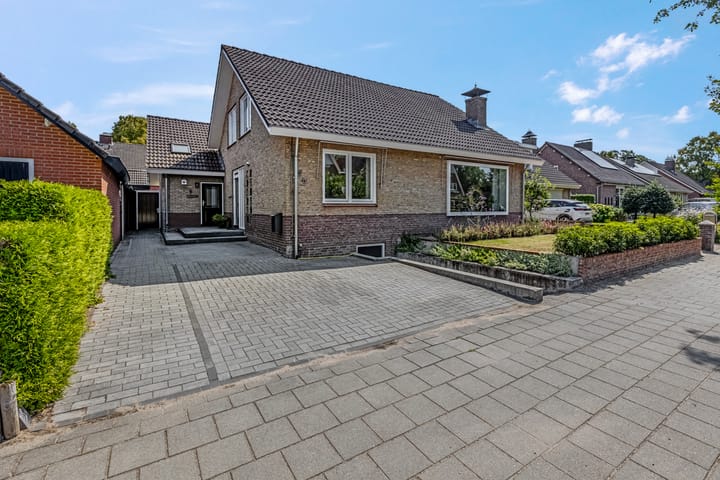 Arnhemseweg 17 in Otterlo foto