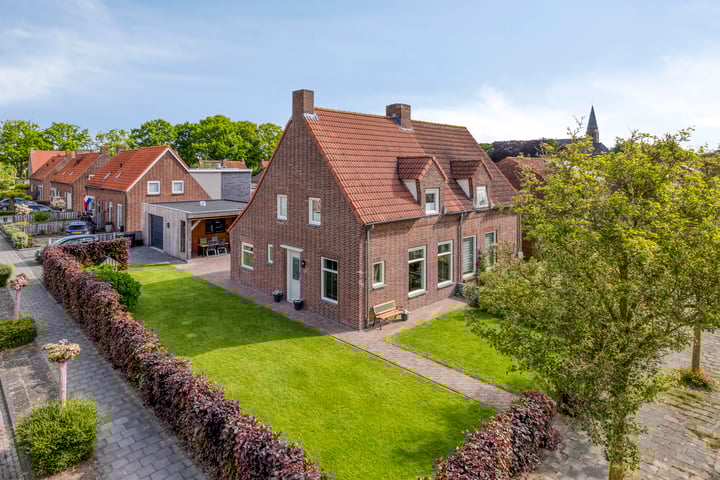 Arnoldus Verschurenstraat 15 in Waspik foto