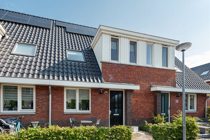 Arnoud Voetlaan 15 in Ankeveen foto