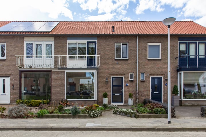 Artesiaplantsoen 7 in Koudekerk aan den Rijn foto