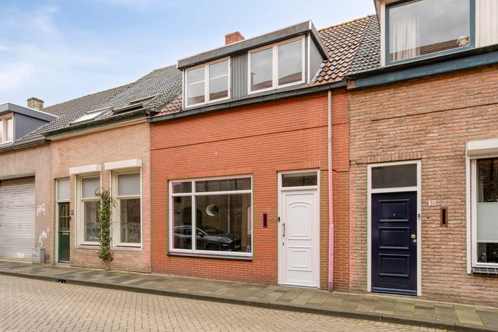 Artilleriestraat 49 in Bergen op Zoom foto