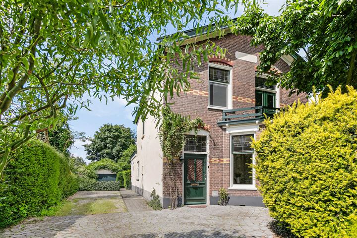 Asselsestraat 180 in Apeldoorn foto