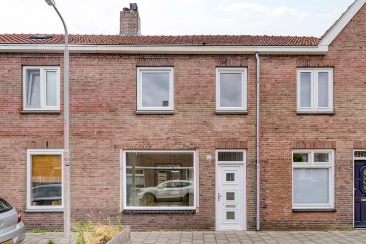 Atjehstraat 26 in Tilburg foto