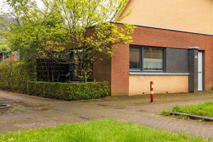 Atlasvlinder 64 in Enschede