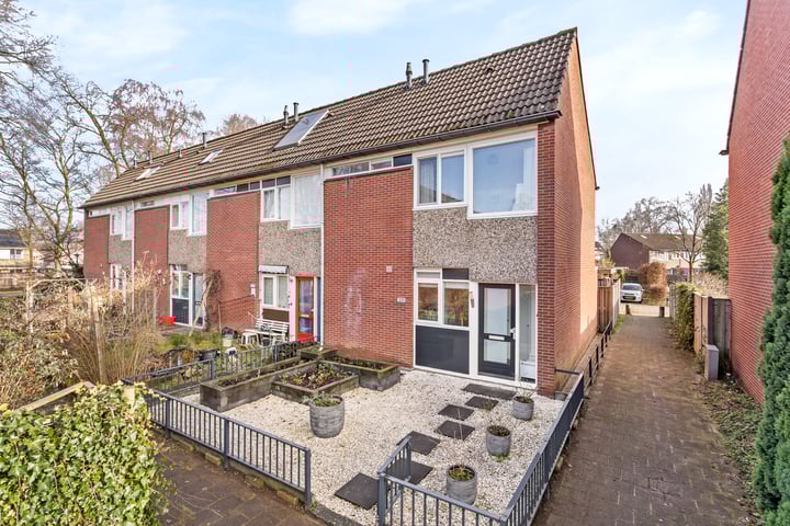 August Vördingstraat 200 in Hengelo foto